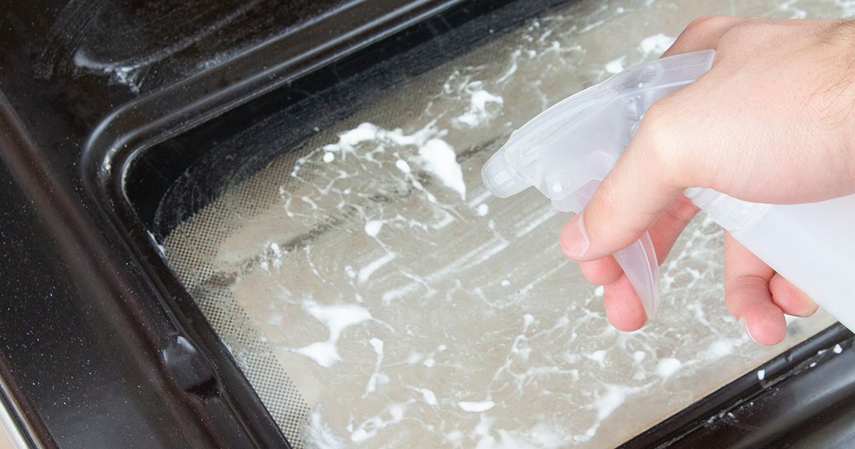 Как использовать белый уксус для уборки в доме